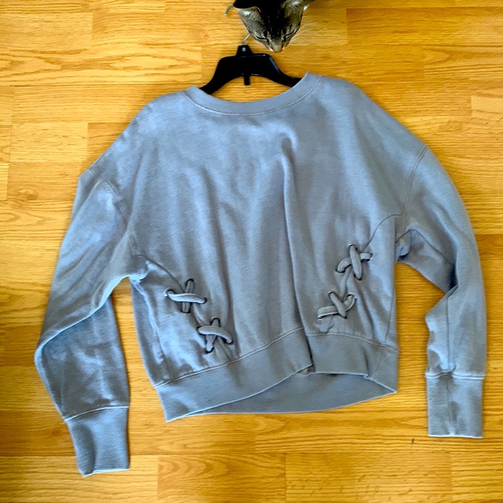 Adorable grey sweater from pink rose